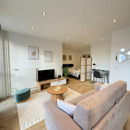 Appartamento Charme Et Emplacement Idéal, Au Cœur De *